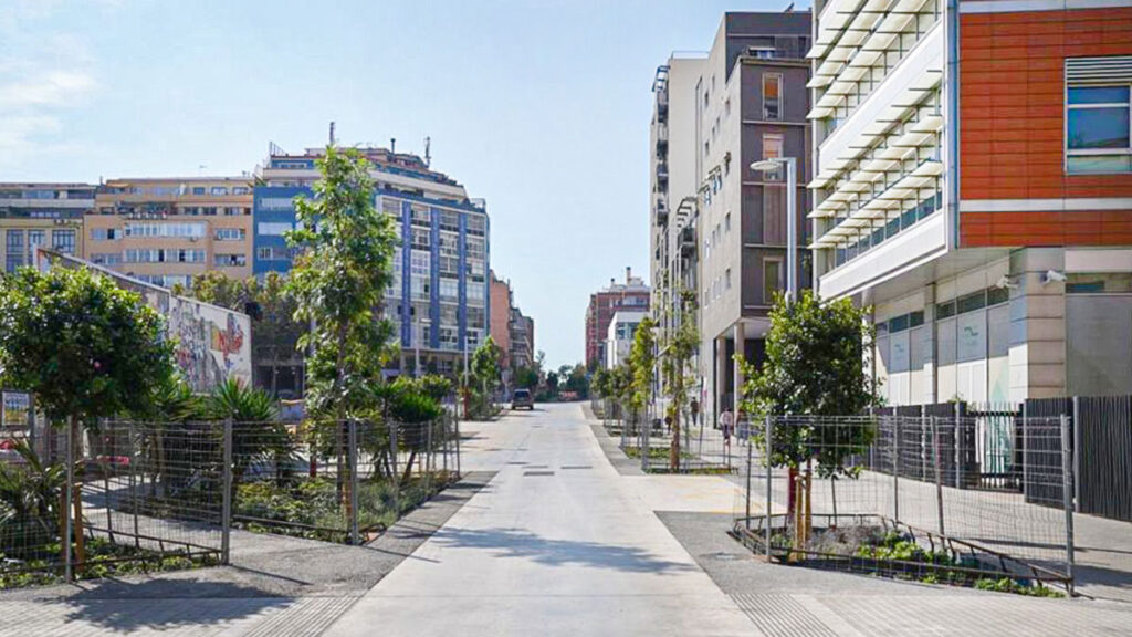 El Parc i la Llacuna del Poblenou gana un nuevo eje verde